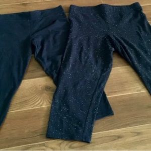 Victoria’s Secret PINK cotton cropped black and black speckled cotton leggings.